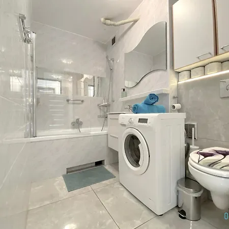Stary Pow 3b111 Apartman *